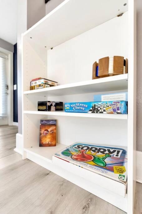 Cozy Bungalow With Patio & Grill, Private And Location 탬파 외부 사진